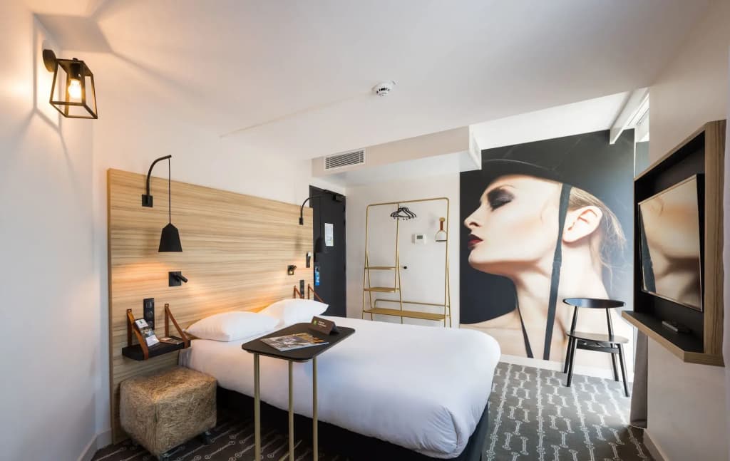 ibis Styles Laval Centre Gare - Miniature 6
