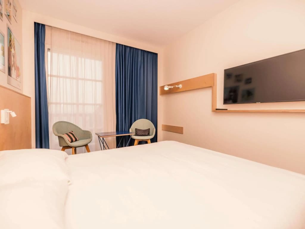 Hotel ibis Styles Deauville Villers Plage - Photo 2