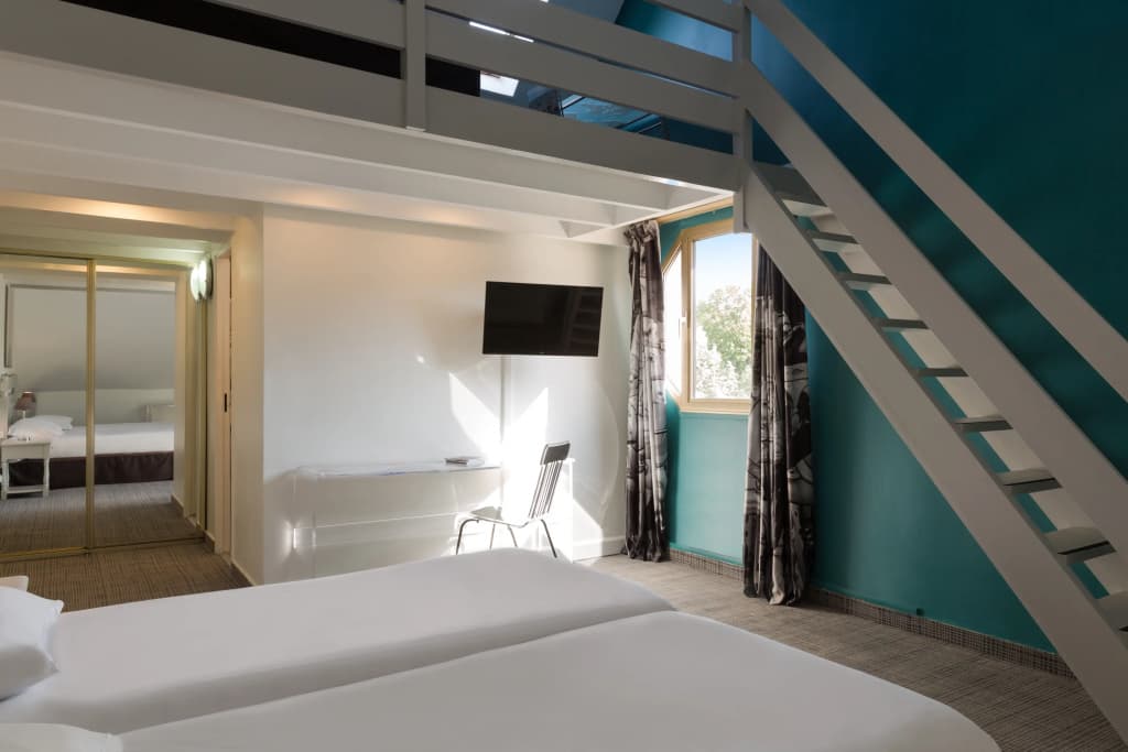 Hotel Le Cardinal Rueil Centre - Photo 4