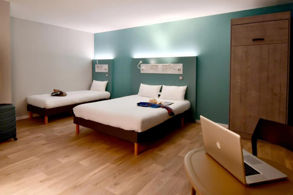 Ibis Budget Saint Nazaire Centre Gare - Photo 2