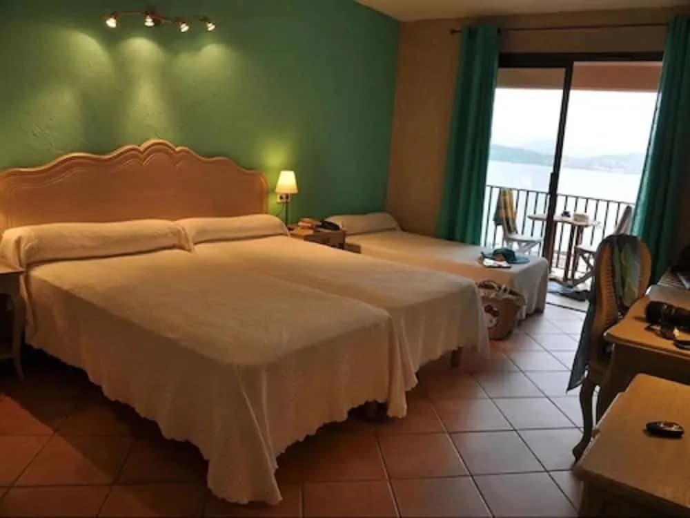 Hotel Castel d'Orcino - Photo 4
