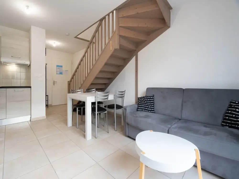 Cozy Retreat Near Serignan - Miniature 6
