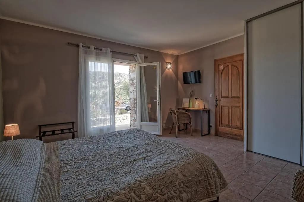 Auberge Lustincone - Photo 3