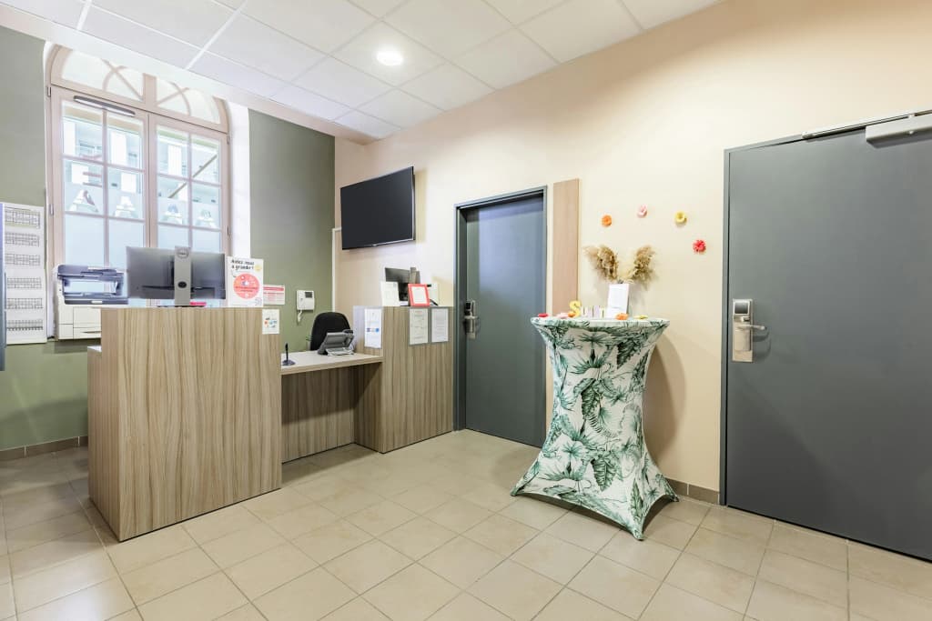 Appart'City Confort Reims Centre - Photo 2
