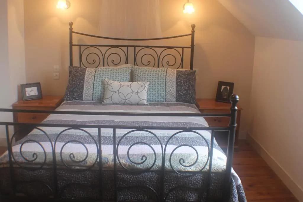 Walnut House - Photo 5