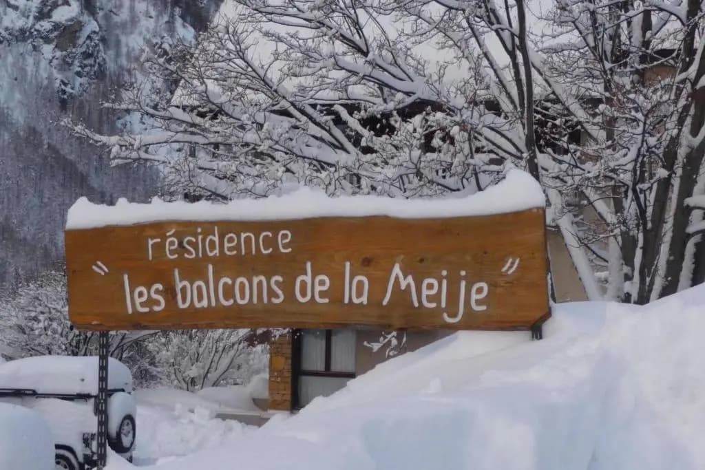 Les balcons de la Meije n 27- Bright very large balcony very well equip - Photo 4