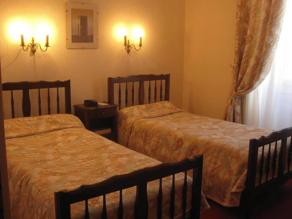 Hôtel des Trois Marchands - Photo 5
