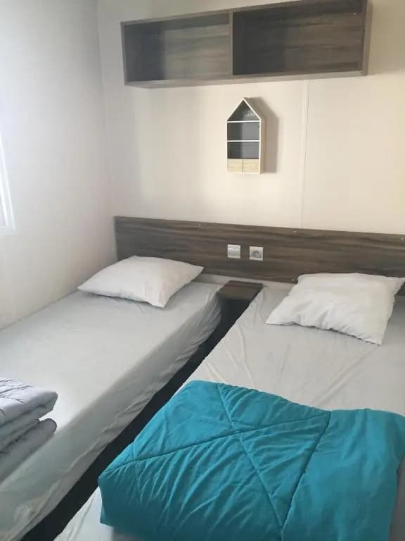 Mobil-Home 4-8 personnes Saint-Julien-En-Born - Photo 4