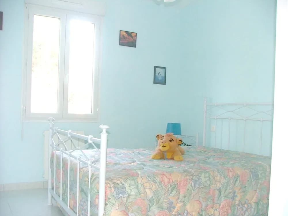 House With 2 Bedrooms in Saint Pierre D'oleron, With Enclosed Garden - - Photo 2