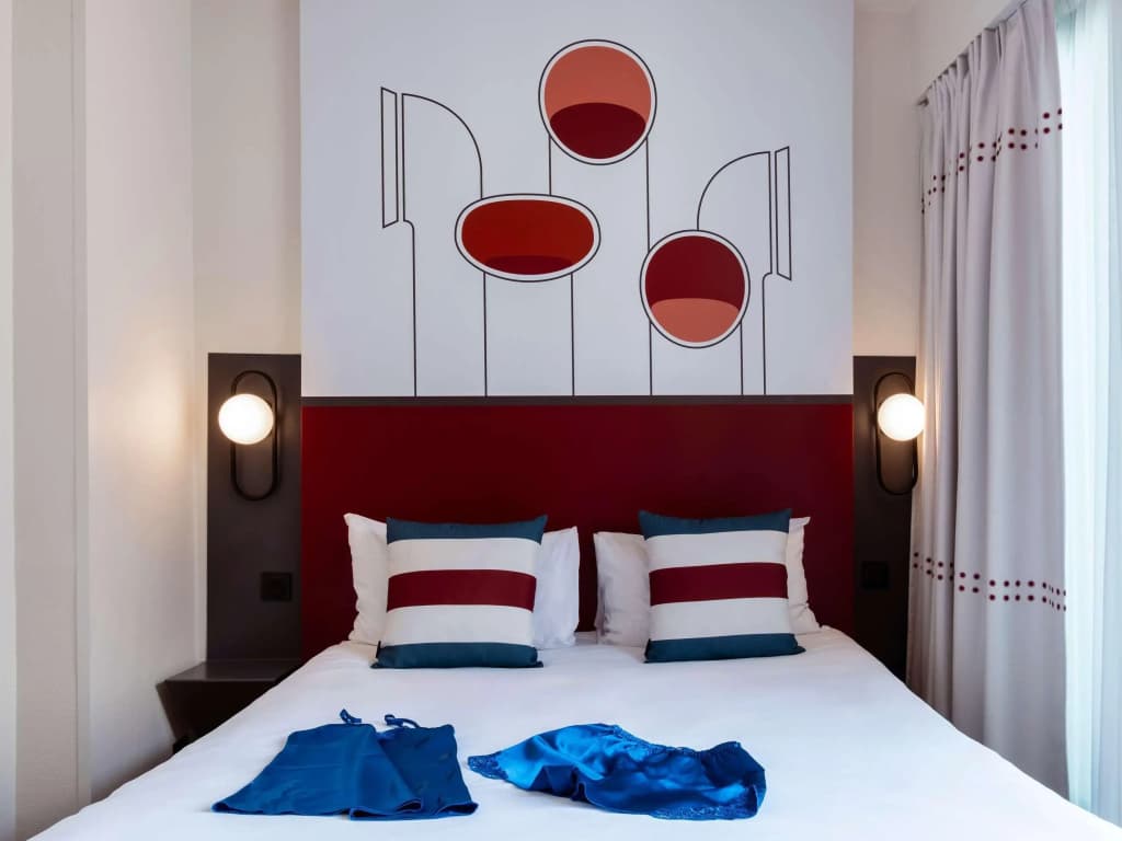 ibis Styles Rouen Centre Cathedrale - Miniature 6