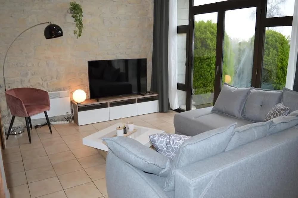 Appartement Lumineux avec Jardin Piscine - Photo 5