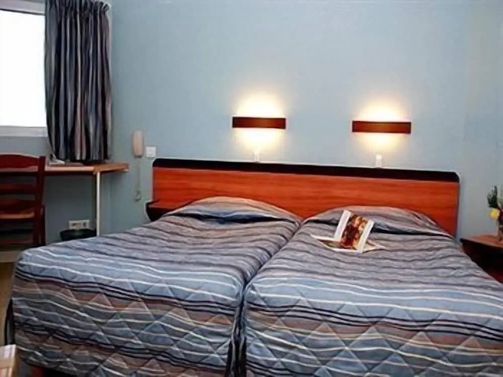 Hôtel Bellevue - Photo 3