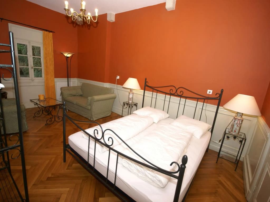 Charming Castle in Serrieres-en-chautagn With Pool - Photo 4