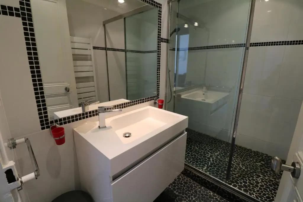 Comfort 1 Bedroom Canada Carlton 208 - Miniature 6