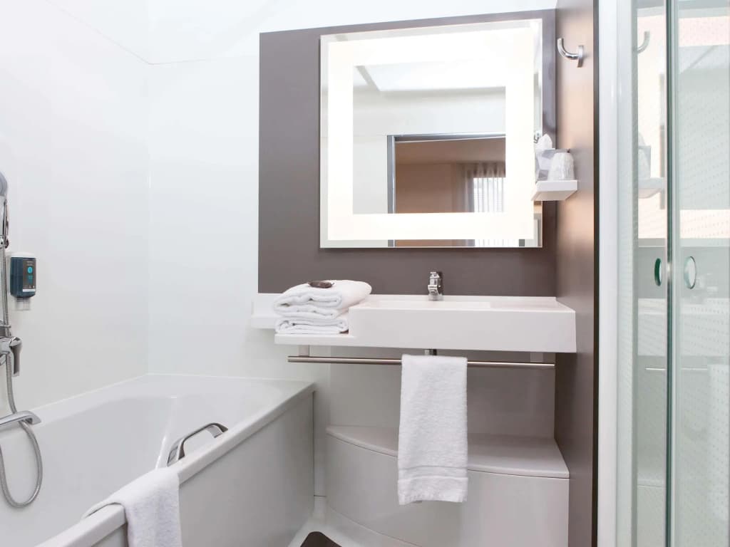 Novotel Suites Gare Lille Europe - Miniature 8