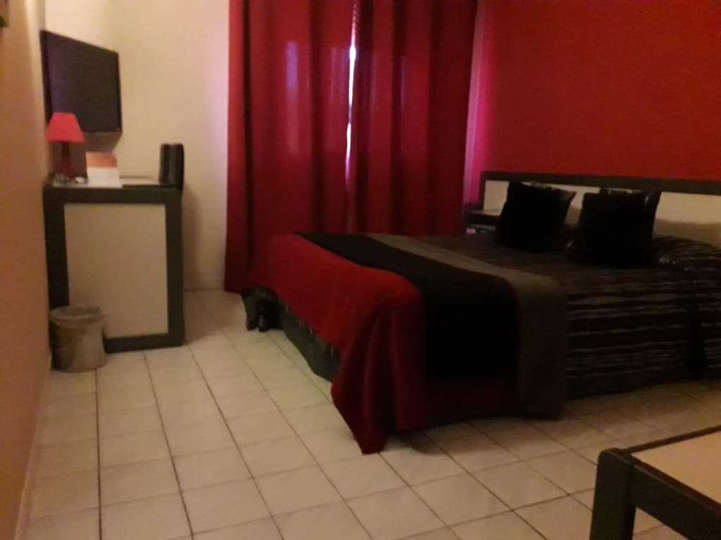 Hôtel Le Médicis - Photo 5