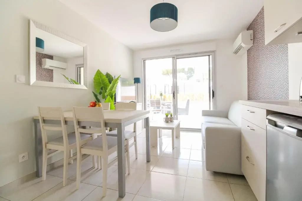 SELECT'SO HOME - Résidence Le Poséidon - Piscine & Parking - Prestations de qualité & Services Hôteliers - POS03 - Miniatu...