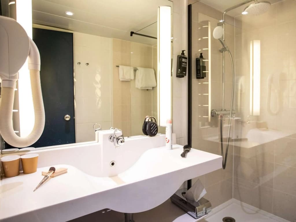 ibis Styles Besançon - Miniature 8