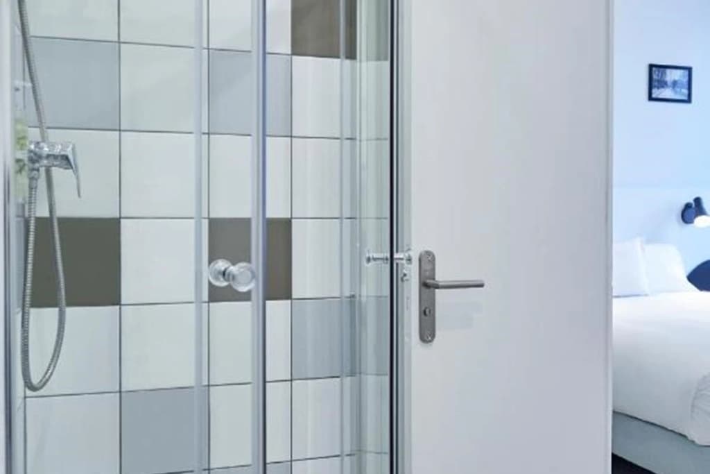 Hôtel Amista Marseille - Miniature 8