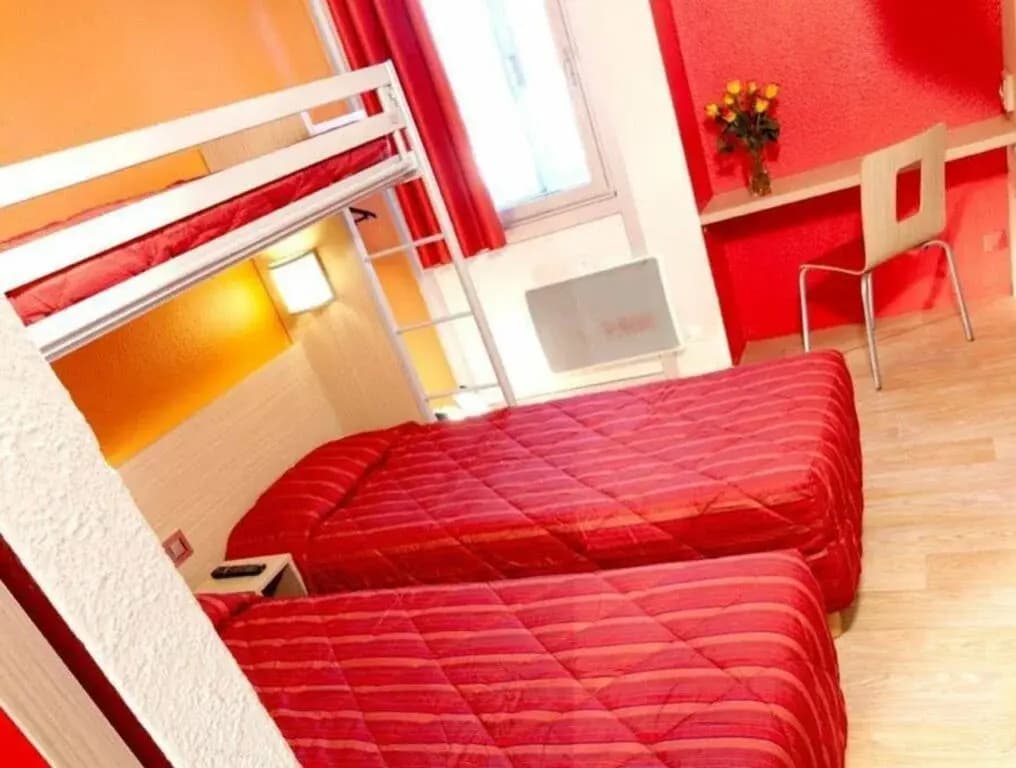 Premiere Classe Rouen Ouest - Petit Quevilly - Photo 2