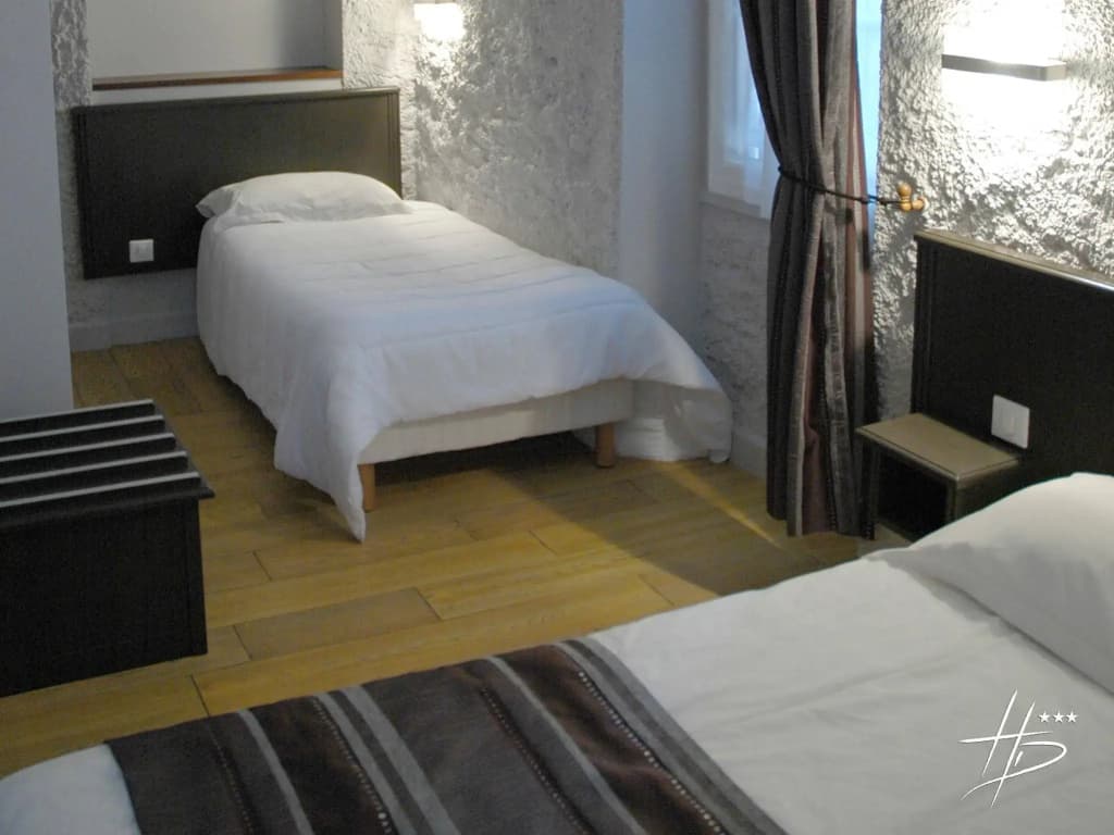 LOGIS Hostellerie des Ducs - Photo 2