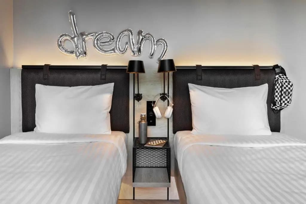 Moxy Lille City Center France - Photo 4