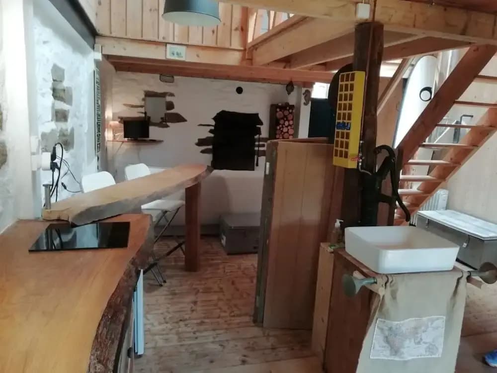Stay Near Pointe du Raz & Beach - Miniature 6