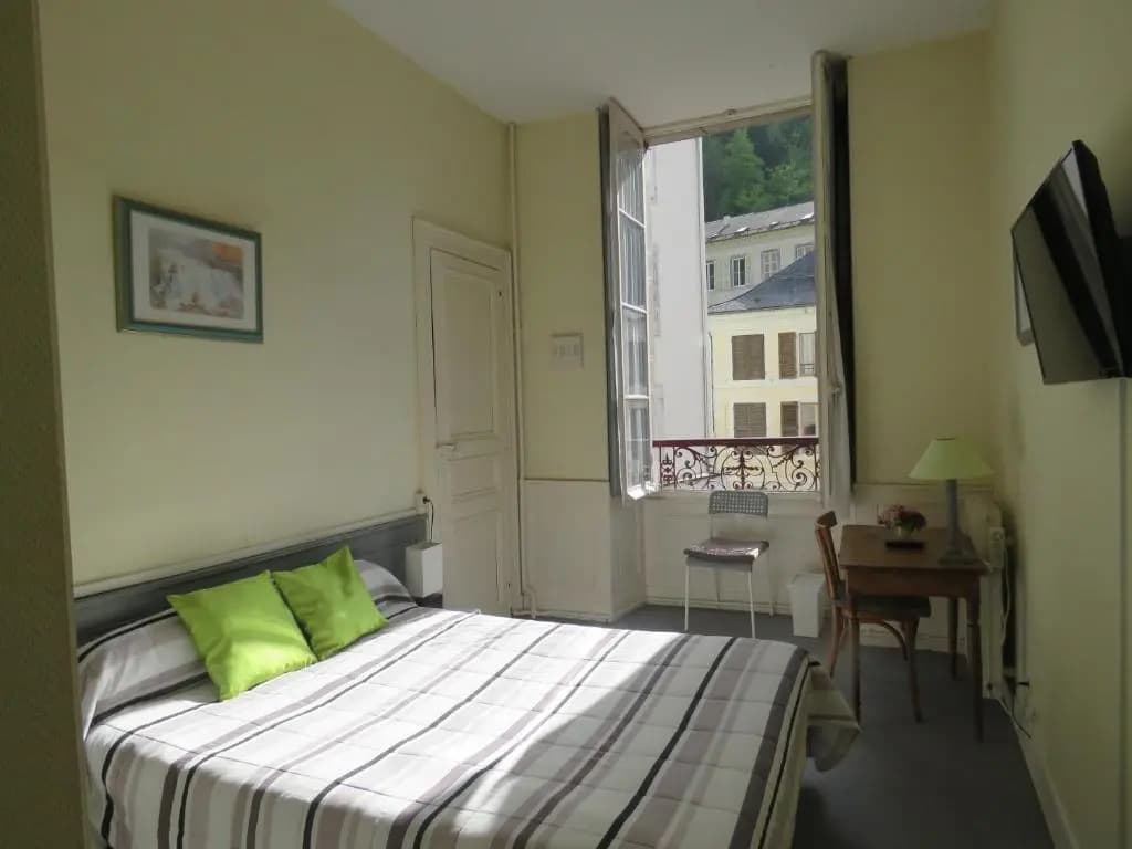 Hotel Richelieu - Photo 2