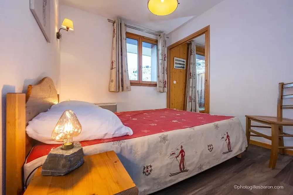 Apartment in Orcieres by Ski Slopes & Pool - Photo 1