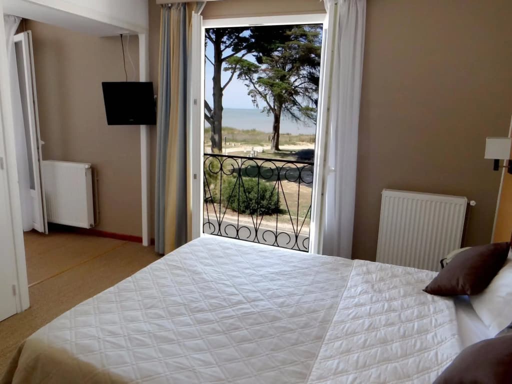 Hôtel La Chaloupe - Photo 2