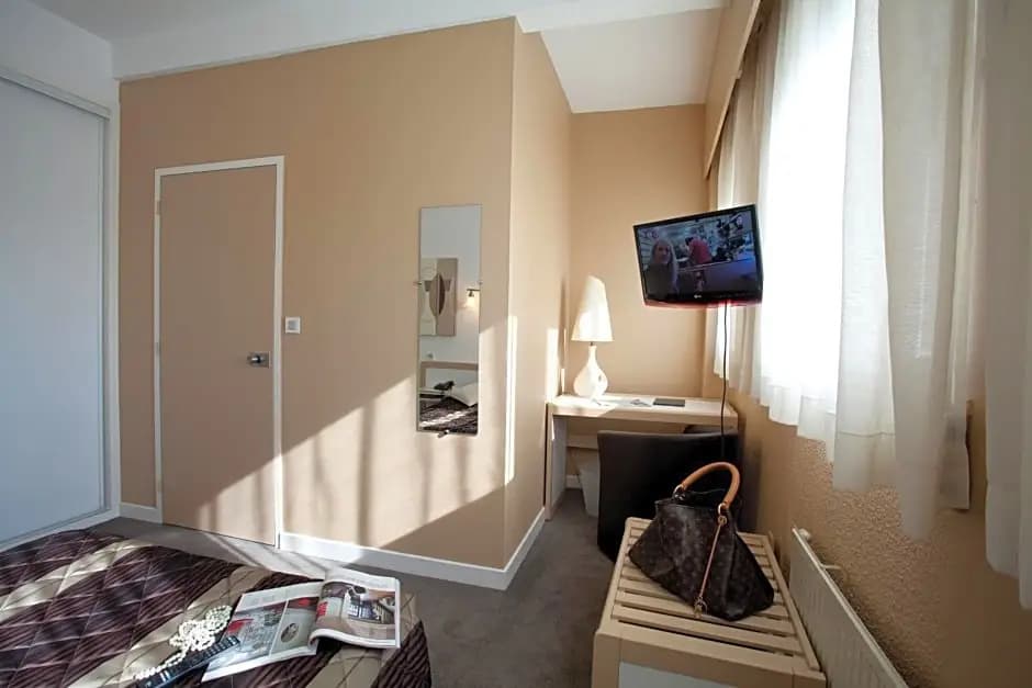 Hôtel Karène - Photo 5