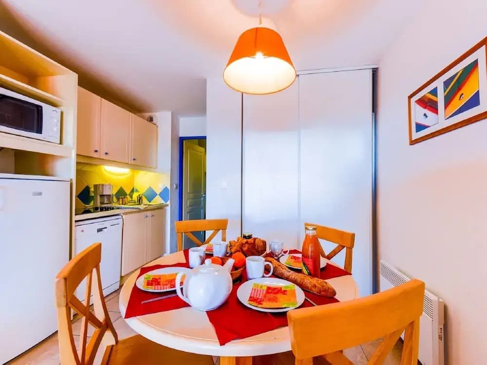 Comfortable Apartment With Dishwasher 2 km Away From the sea - Photo 5