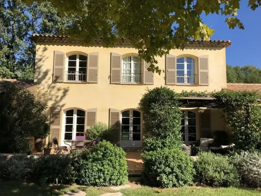Villa La Bastide Comfortable Vacation Home - Photo 1