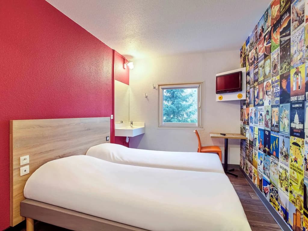 hotelF1 Bourges Le Subdray - Photo 2