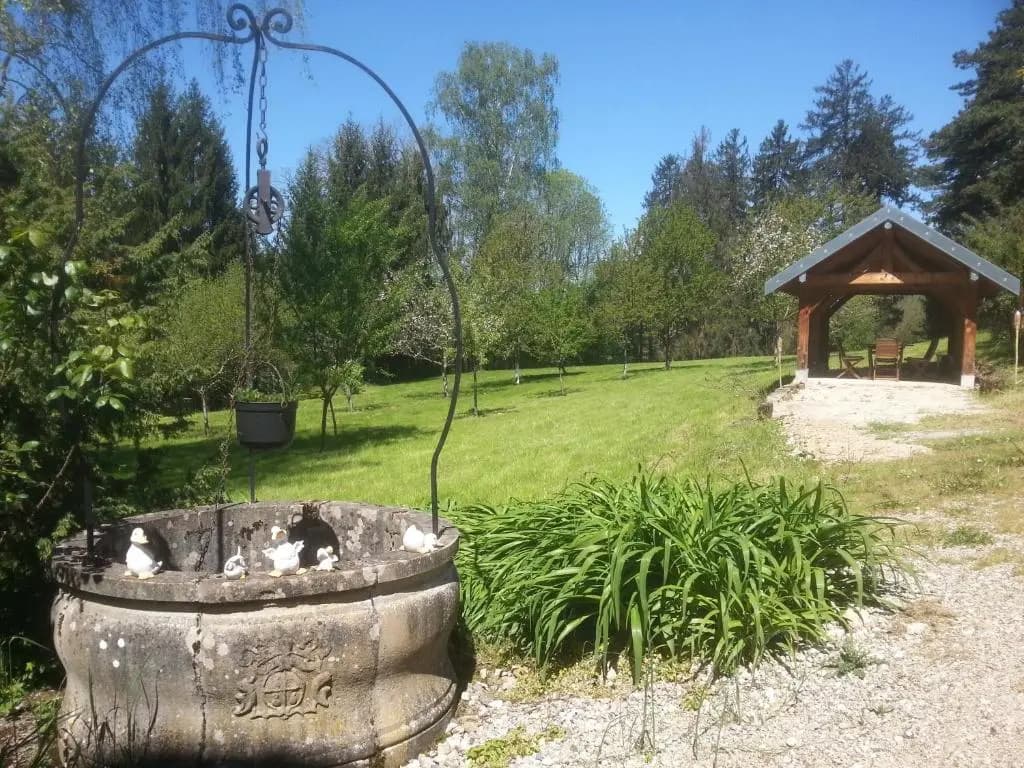 Gîte du château de Feschaux, Jura - Photo 1