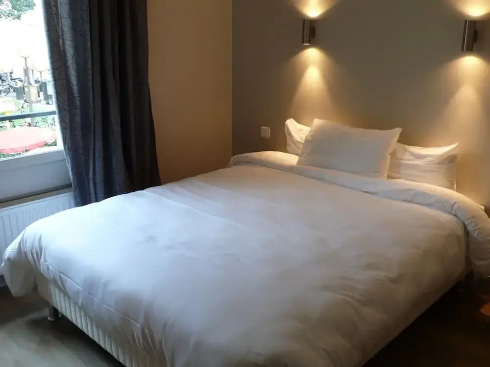 Hôtel Cardinal - Photo 3