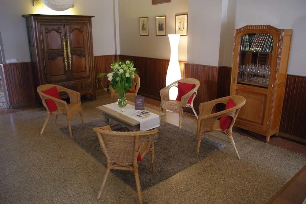 Hôtel d'Arvor - Miniature 8