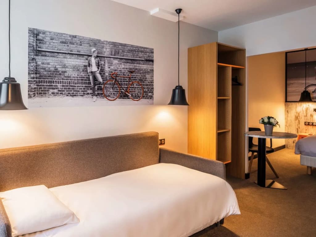 ibis Styles Dinan Centre Ville - Miniature 7