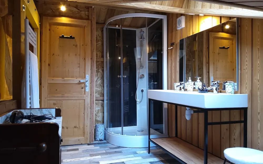 Maison sous les étoiles - Miniature 7