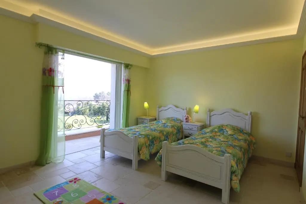 Suites de Prestige JACUZZI SAUNA HAMMAM PISCINE Mougins Cannes Grasse - Photo 2