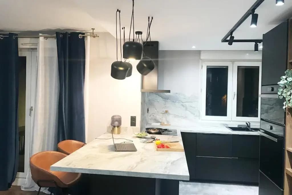 Nid Douillet - BEL APPARTEMENT avec GARAGE - Photo 2
