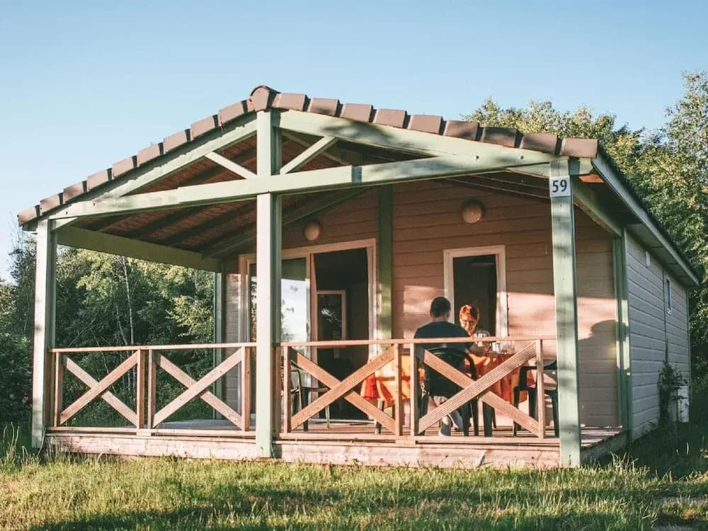 Wooden Chalet on the Edge of Lac de Miel - Photo 1
