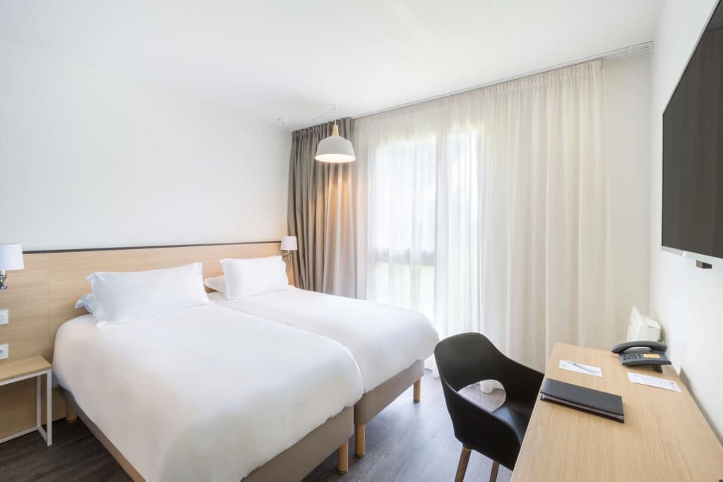 Best Western Armor Park Dinan - Photo 4