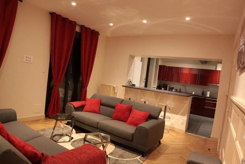 Le Paddock - Photo 1
