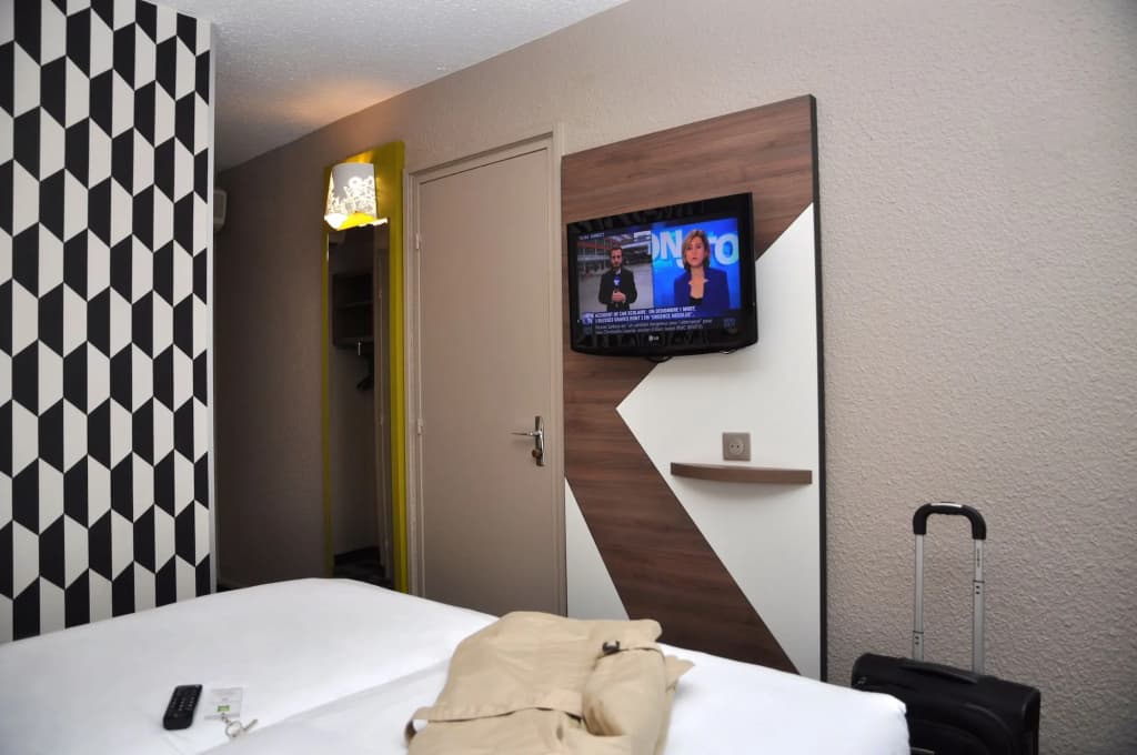 ibis Styles Rouen Nord Barentin - Miniature 6
