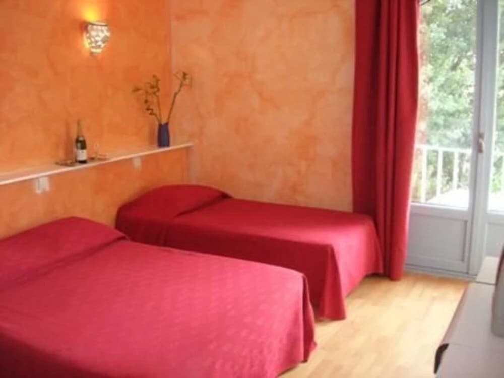 Hôtel les Mimosas - Photo 3