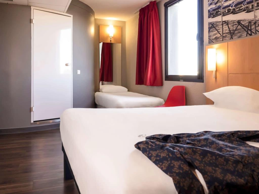 ibis Cannes Mandelieu - Photo 4