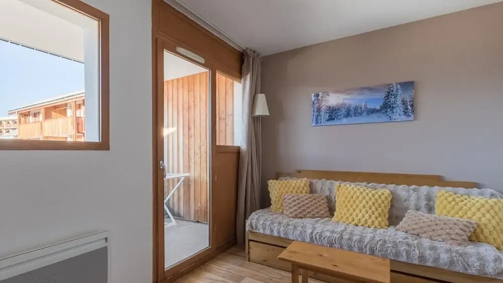 Sunny Mountain Retreat - Photo 3