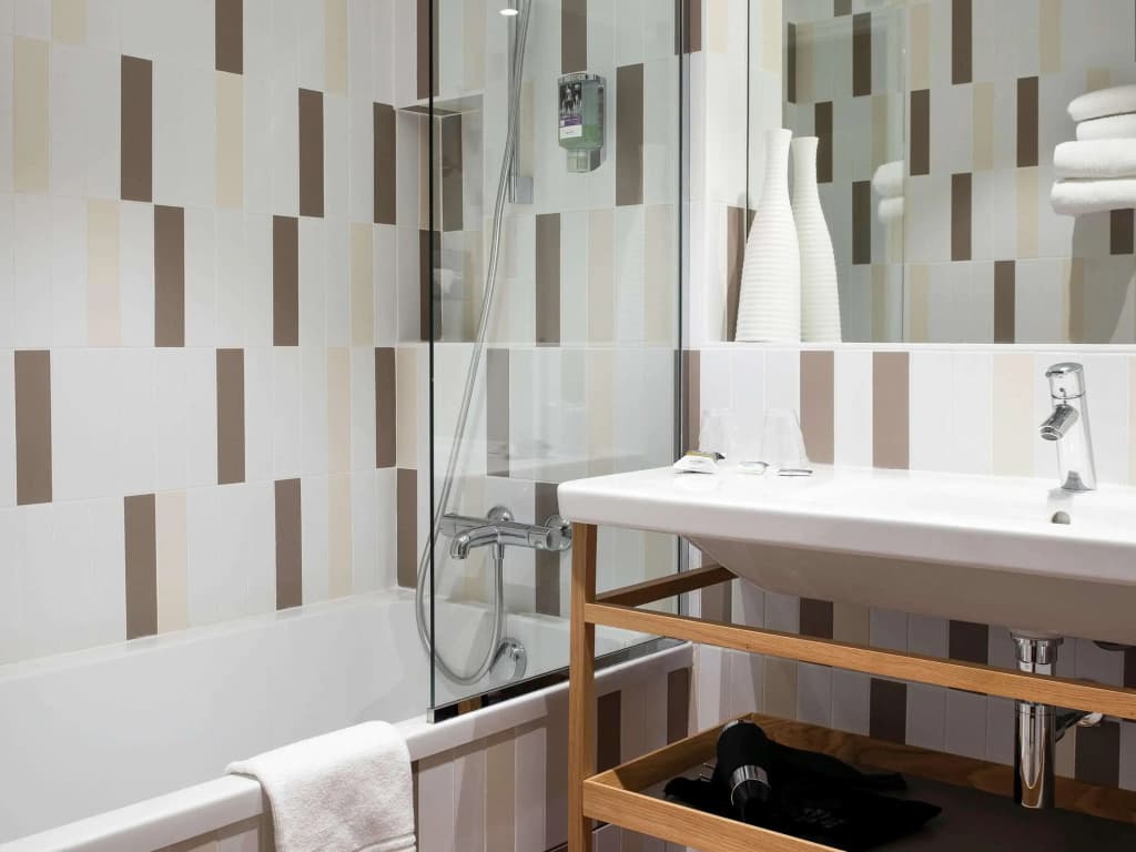 Mercure Lyon Charbonnieres - Miniature 7