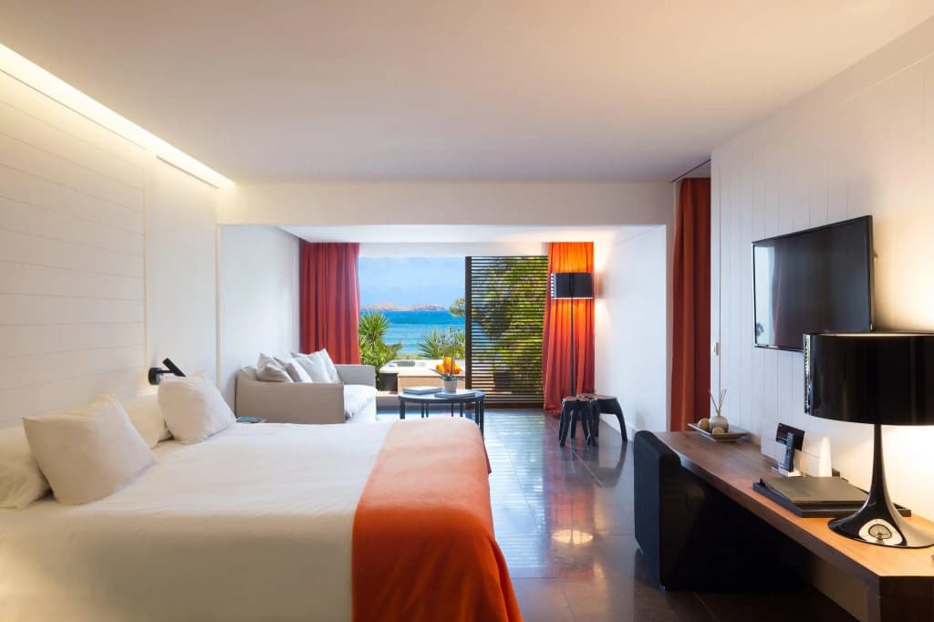 Christopher Hotel - Photo 1